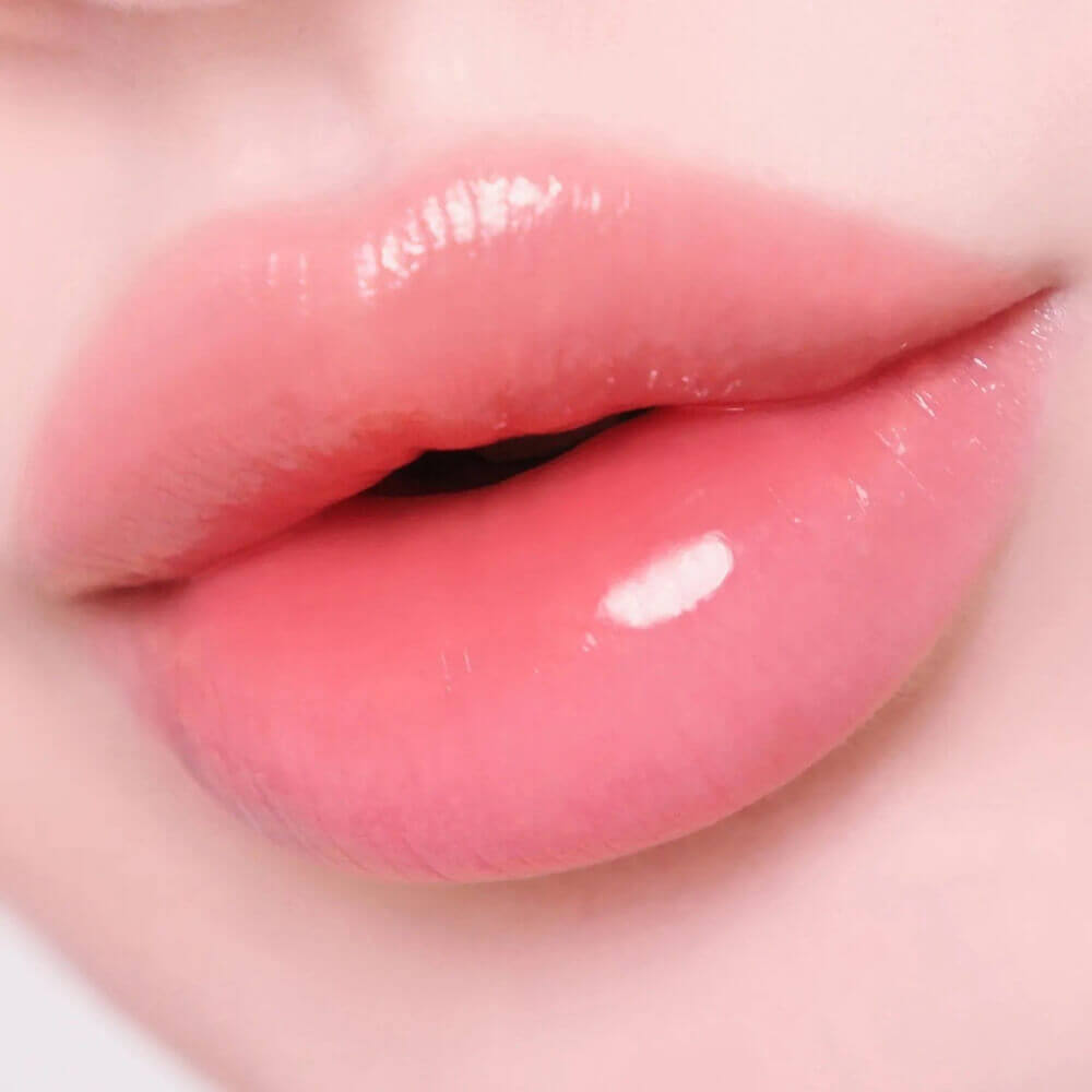 Бальзам для губ и щёк hince, Raw Glow Dewy Ball
Бальзам для губ и щёк hince, Raw Glow Dewy Ball