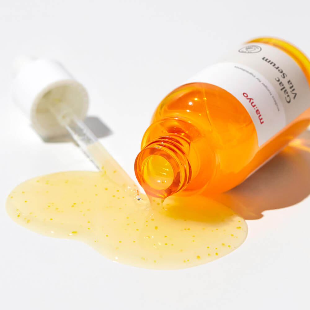 Мультивитаминная осветляющая сыворотка Manyo Galac Whitening Vita Serum