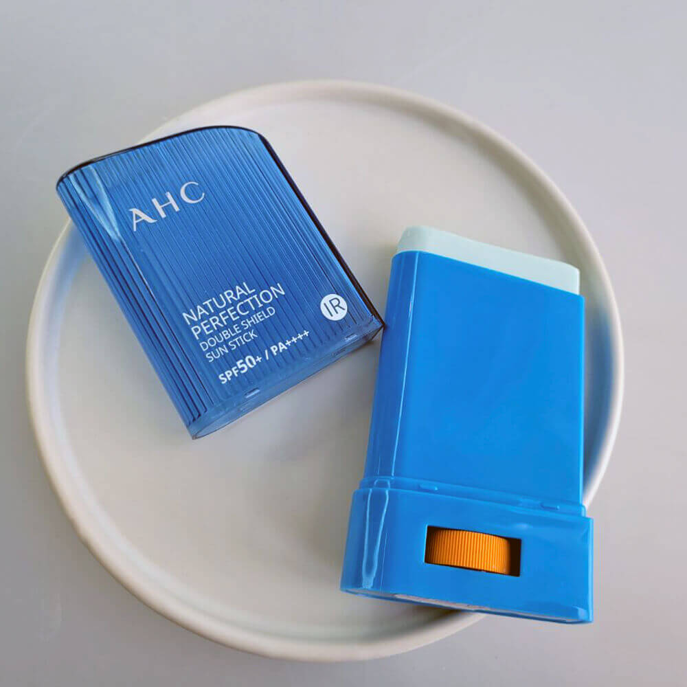Стойкий солнцезащитный стик AHC Natural Perfection Double Shield Sun Stick SPF50+ PA++++