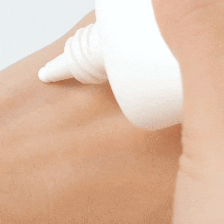 Осветляющий солнцезащитный крем Celimax Pore+Dark Spot Brightening Care Sunscreen SPF50+ PA++++