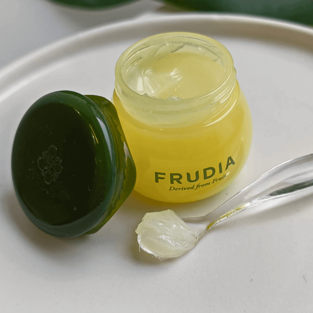Веганский бальзам для губ с авокадо и центеллой Frudia Avocado Cica Relief Lip Balm