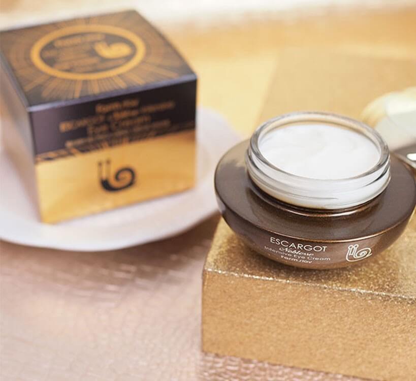 Регенерирующий крем для кожи вокруг глаз с муцином улитки Farmstay Escargot Noblesse Intensive Eye Cream