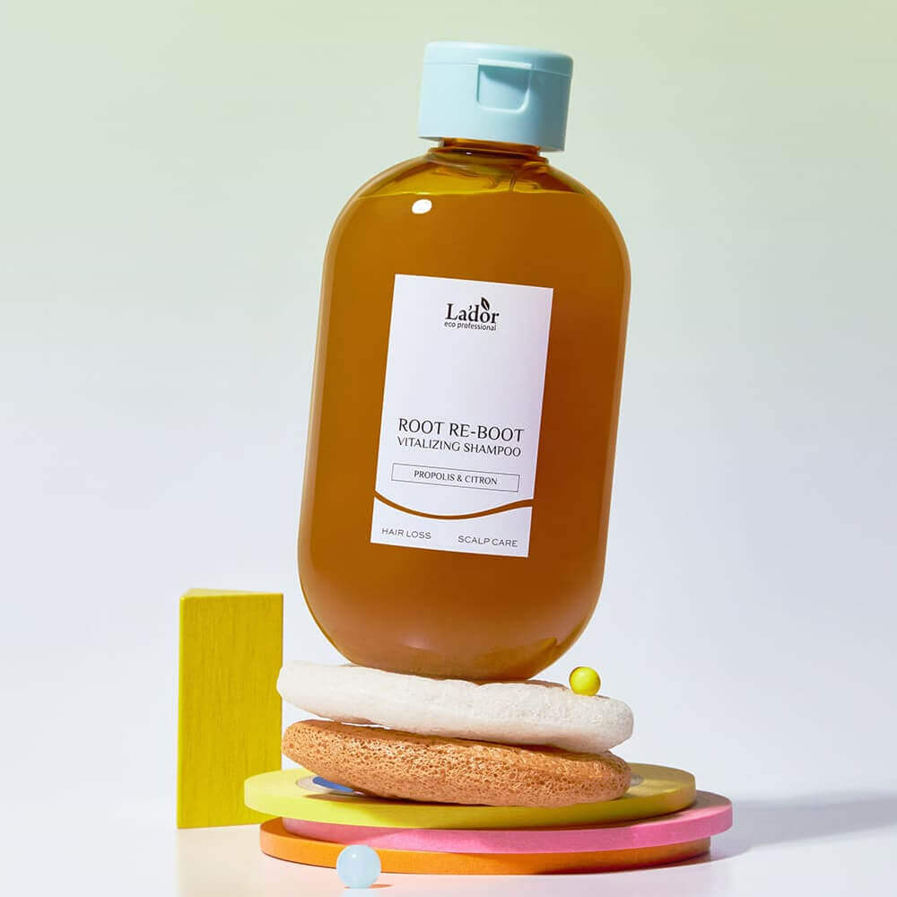 Шампунь для сухой кожи головы с прополисом Lador Root Re-Boot Vitalizing Shampoo Propolis & Citron