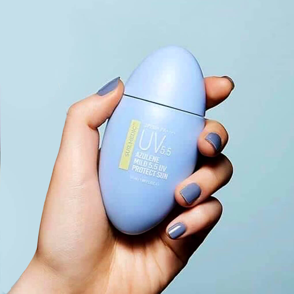 Успокаивающий солнцезащитный крем с азуленом SUR.MEDIC+ Azulene Mild 5.5 UV Protect Sun SPF50+