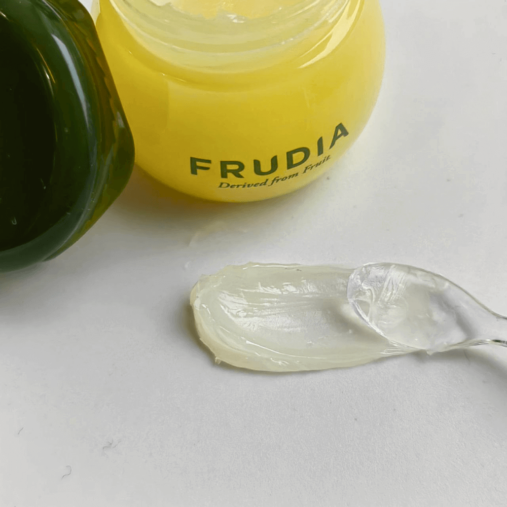 Веганский бальзам для губ с авокадо и центеллой Frudia Avocado Cica Relief Lip Balm