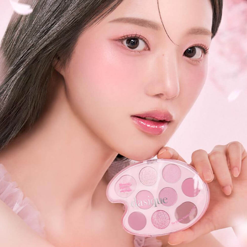 Лимитированная палетка теней для век Dasique Pink Blossom Shadow Palette