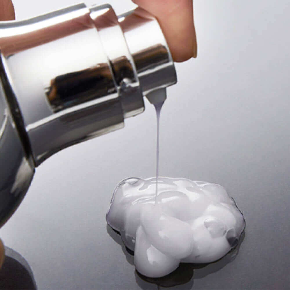 Кислородная лифтинг-эссенция с пептидами MEDIPEEL Peptide 9 Volume Lifting All In One Essence PRO