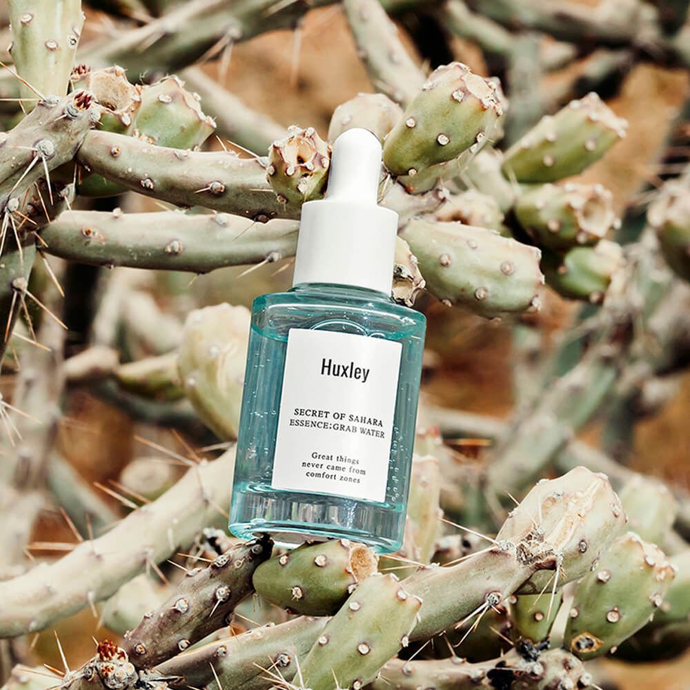 Охлаждающая эссенция с опунцией для глубокого увлажнения Huxley Secret of Sahara Essence: Grab Water