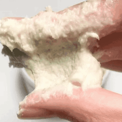 Очищающее средство с зелёным чаем и центеллой Arencia Fresh Green Rice Mochi Cleanser