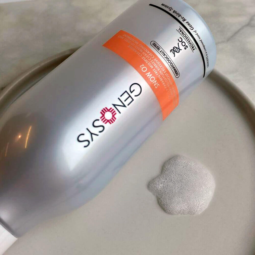 Матирующая кислородная пенка для умывания Genosys Snow О2 Cleanser