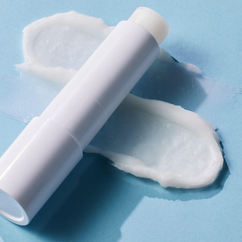 Липосомальный бальзам для губ с пантенолом Atopalm Panthenol Lipcera