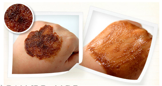 Маска-эксфолиант с черным сахаром Skinfood Black Sugar Mask Wash Off