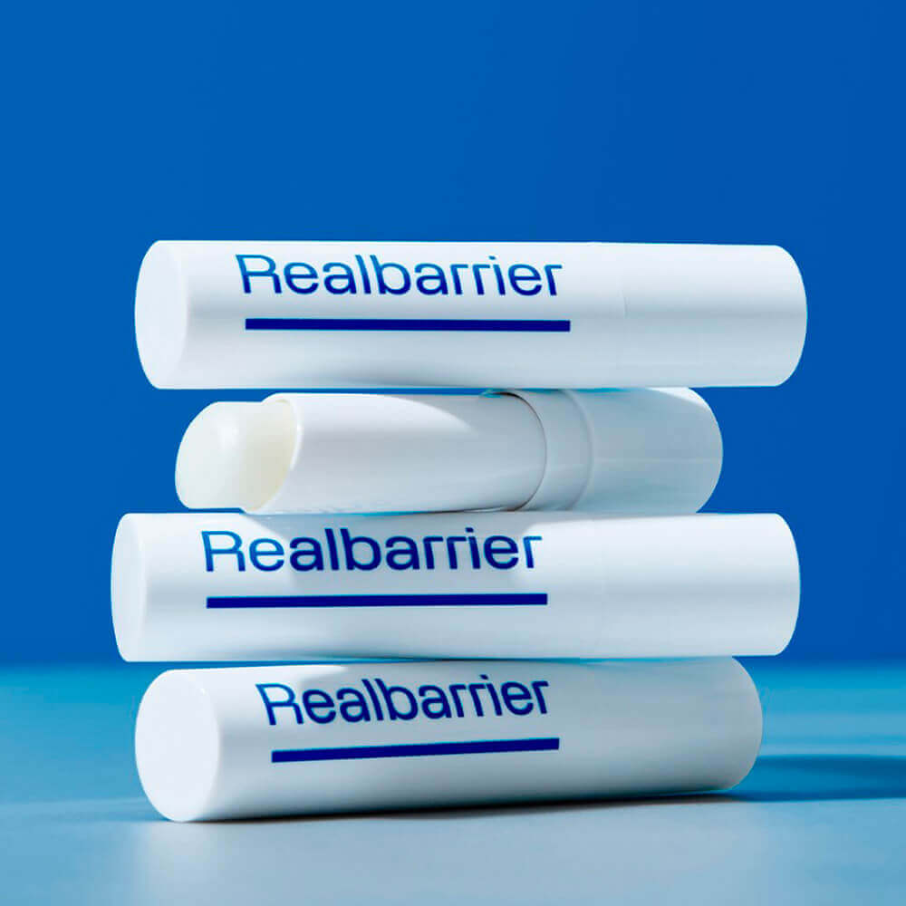 Увлажняющий ламеллярный бальзам для губ Real Barrier Extreme Moisture Lip Balm
