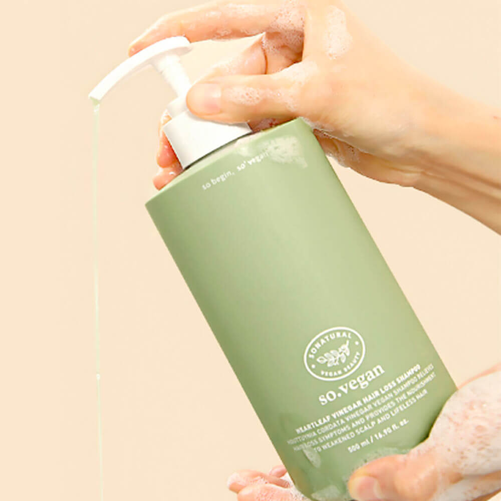 Шампунь с уксусом и коллагеном против выпадения волос So Natural So Vegan Heartleaf Vinegar Hair Loss Shampoo