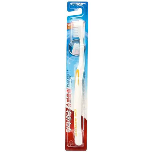 Зубная щётка для чувствительных дёсен LION Dr. Sedoc Super Slim Toothbrush