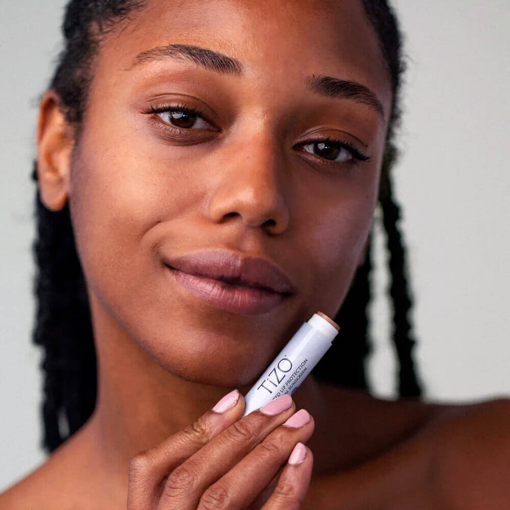 Солнцезащитный крем-бальзам для губ в стике TIZO Tinted Lip Protection SPF45