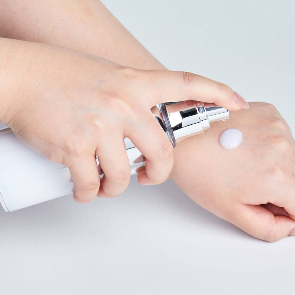 Кислородная эссенция для упругости кожи с пептидами MEDIPEEL Peptide 9 Volume All In One Essence PRO