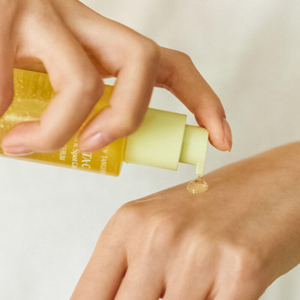 Осветляющая сыворотка для сияния кожи Goodal Green Tangerine Vita C Dark Spot Care Serum