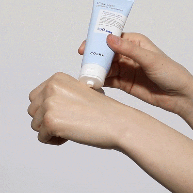 Ультралёгкий солнцезащитный крем с гамамелисом COSRX Ultra-Light Invisible Sunscreen SPF50 PA++++