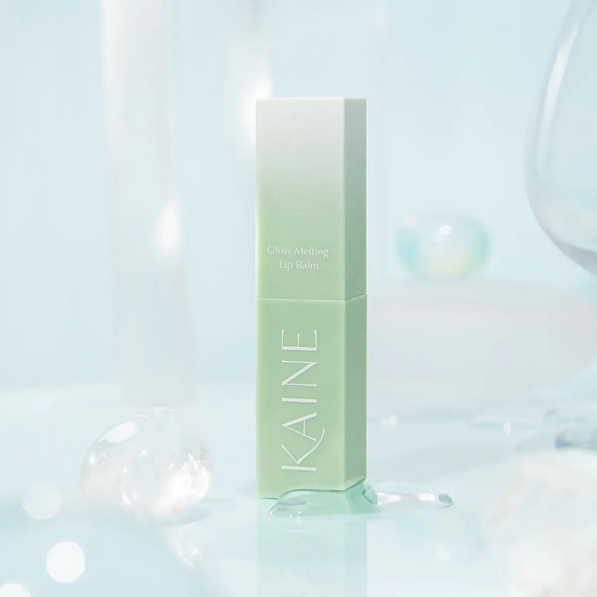 Увлажняющий бальзам-блеск для губ с церамидами Kaine Glow Melting Lip Balm