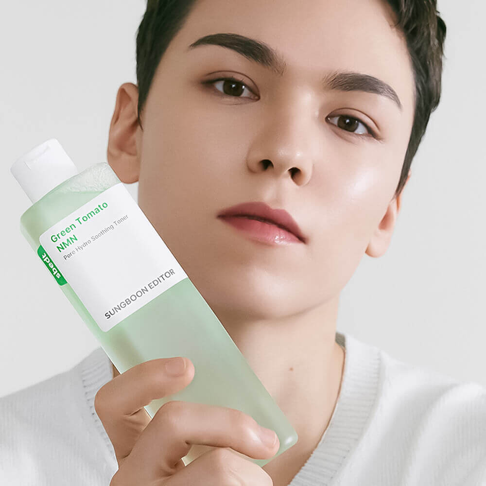 Матирующий тоник для сужения пор Sungboon Editor Green Tomato NMN Pore Hydro Soothing Toner
