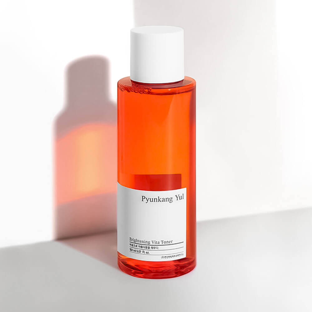 Осветляющий тоник с витамином C и жемчугом Pyunkang Yul Brightening Vita Toner