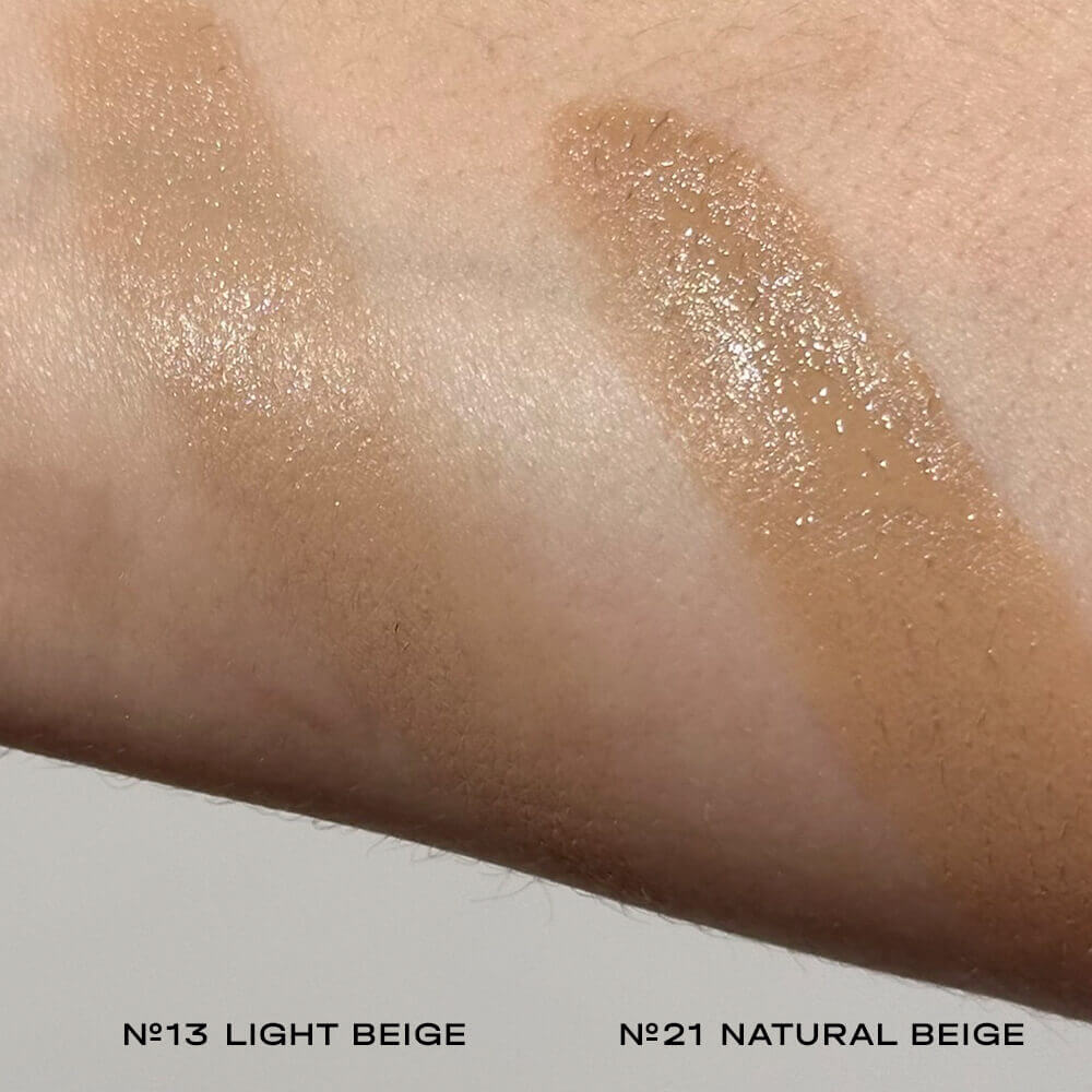 Увлажняющая тональная основа с коллагеном и ретинолом Tinchew Chokchok Liquid Foundation SPF15