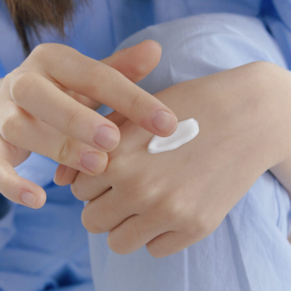 Цветная база под макияж для коррекции несовершенств nuse Care Tone-Up