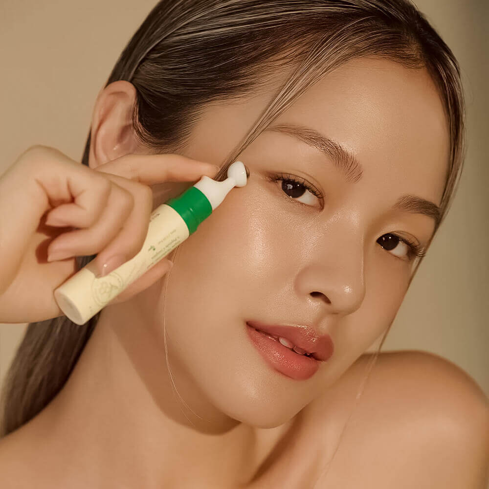 Пептидная сыворотка для век с массажным аппликатором AXIS-Y Vegan Collagen Eye Serum