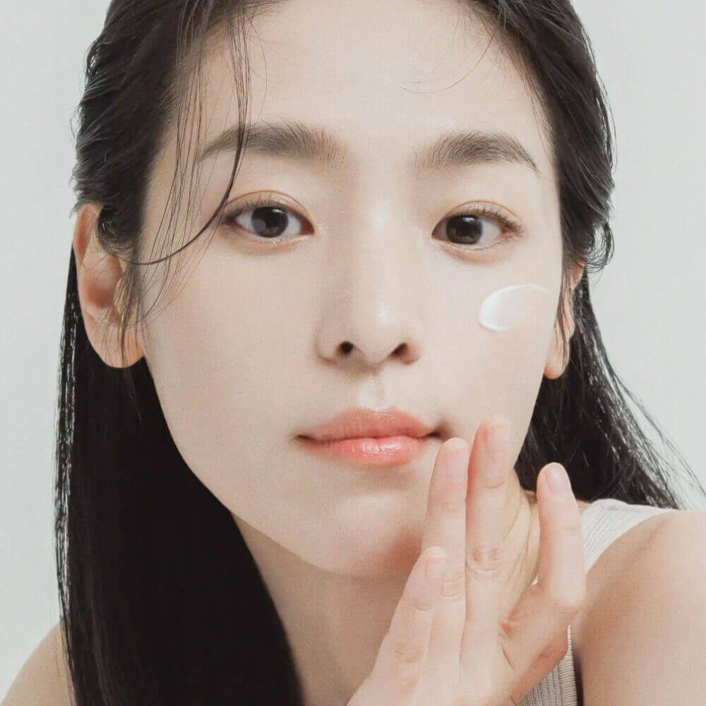 Увлажняющий санскрин Abib Sedum Hyaluron Sunscreen Protection Tube SPF50+ PA ++++