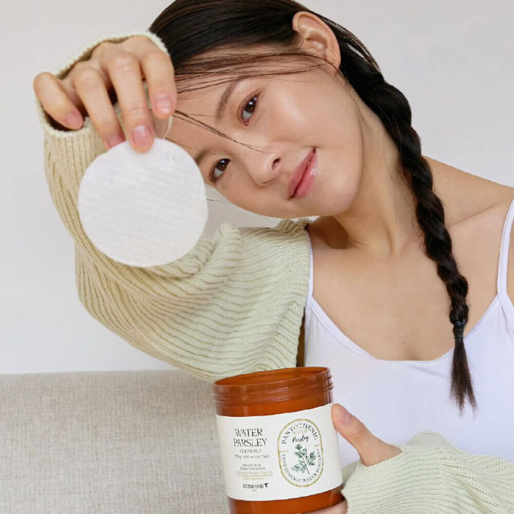 Пэды с экстрактом петрушки против воспалений Skinfood Pantothenic Water Parsley Clear Pad