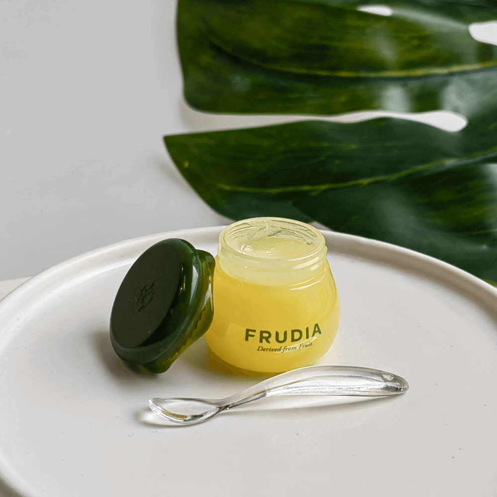 Веганский бальзам для губ с авокадо и центеллой Frudia Avocado Cica Relief Lip Balm