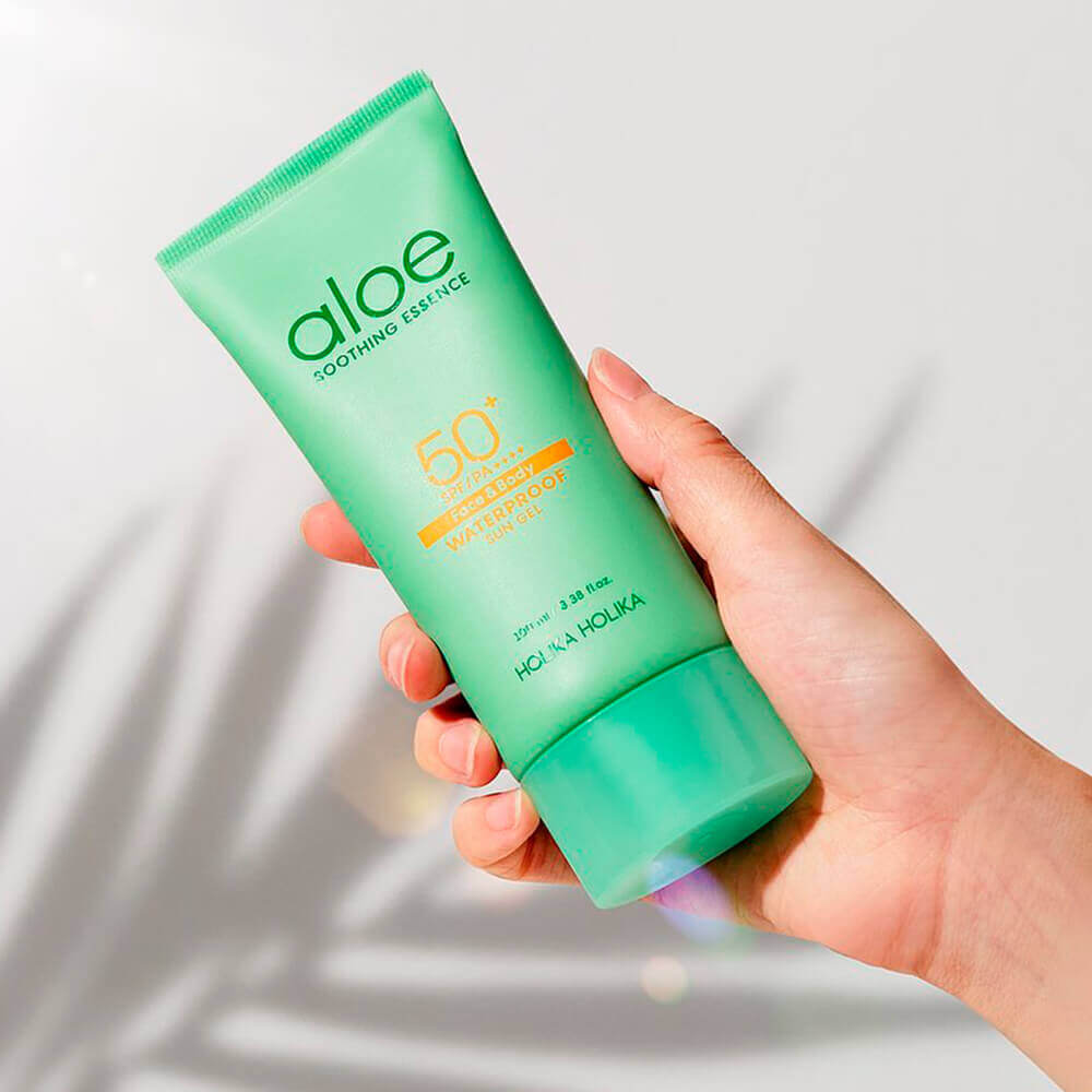 Водостойкий солнцезащитный крем с алоэ Holika Holika Aloe Waterproof Sun Cream SPF50+ PA ++++