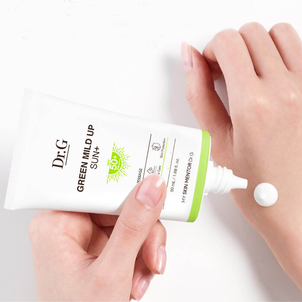 Солнцезащитный крем для чувствительной кожи Dr.G Green Mild Up Sun+ SPF50+ PA++++