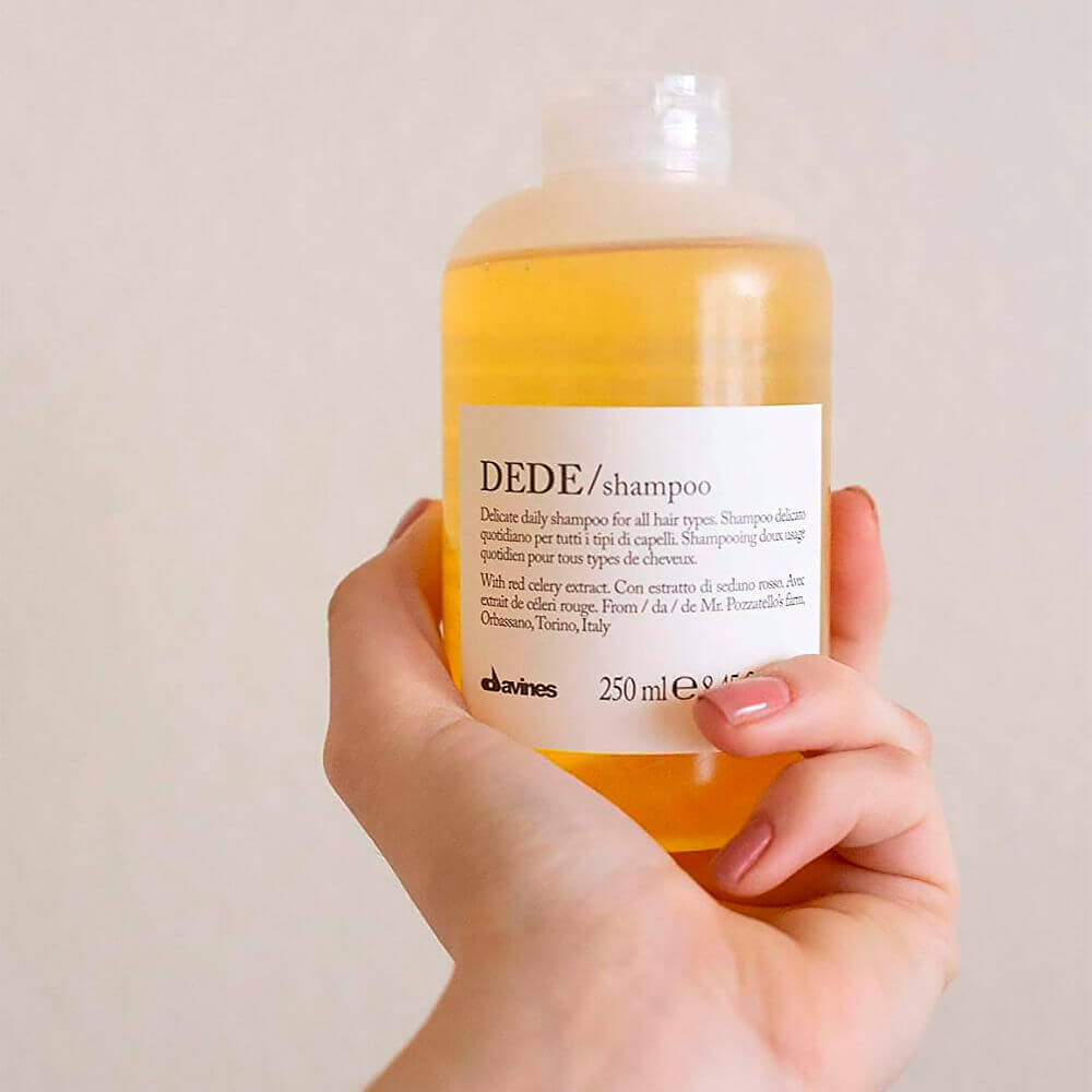Шампунь для деликатного очищения с экстрактом сельдерея Davines DEDE Shampoo