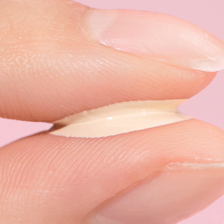 Кушон с эффектом сияния Dasique Water Dewy Gel Cushion SPF50+ PA++++