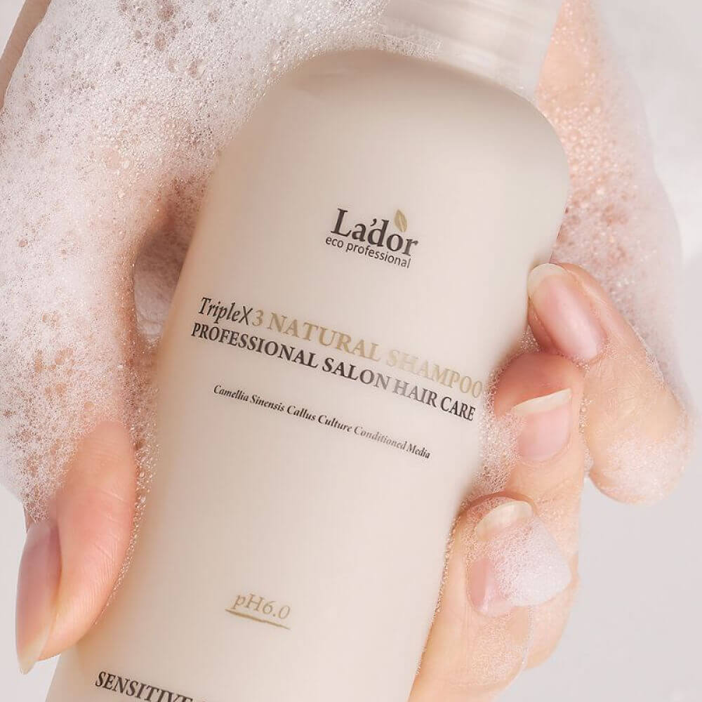 Бессульфатный органический шампунь с эфирными маслами Lador Triplex Natural Shampoo 