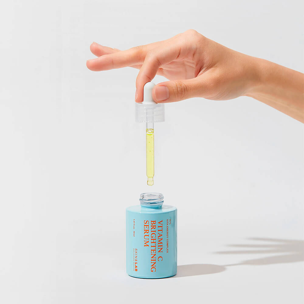Осветляющая сыворотка с витамином C и пептидами SKIN&LAB Vitamin C Brightening Serum