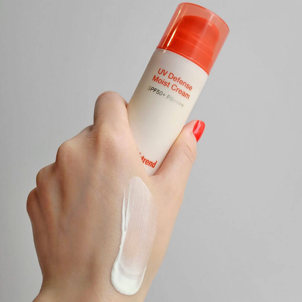 Солнцезащитный крем с пантенолом By Wishtrend UV Defense Moist Cream SPF50+ PA++++