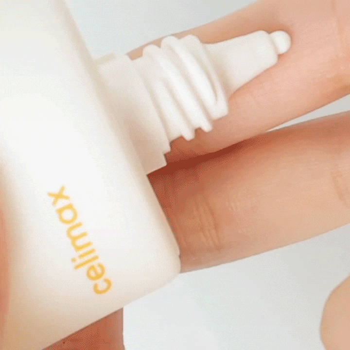 Осветляющий солнцезащитный крем Celimax Pore+Dark Spot Brightening Care Sunscreen SPF50+ PA++++