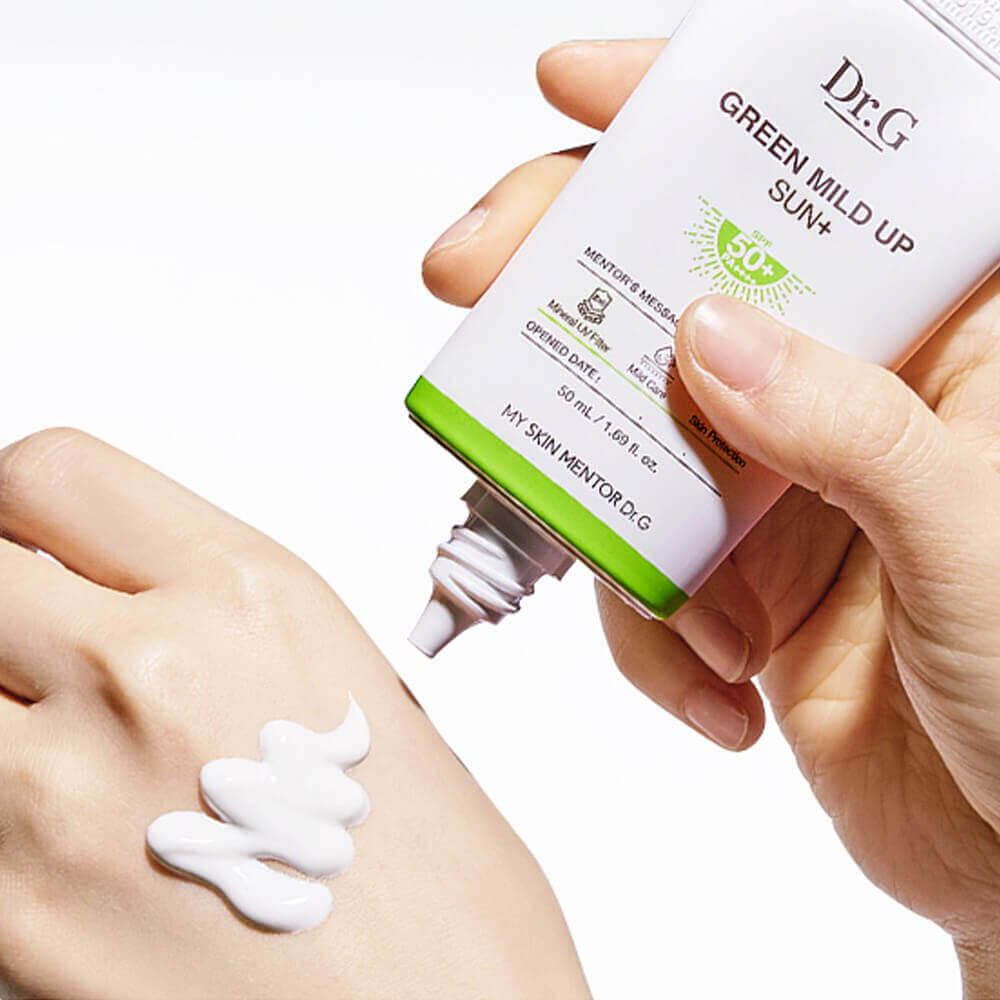 Солнцезащитный крем для чувствительной кожи Dr.G Green Mild Up Sun+ SPF50+ PA++++