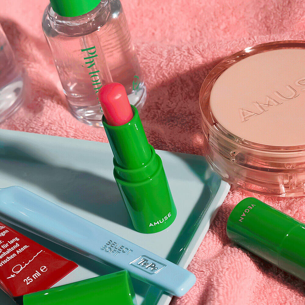 Веганский увлажняющий бальзам для губ AMUSE Vegan Green Lip Balm