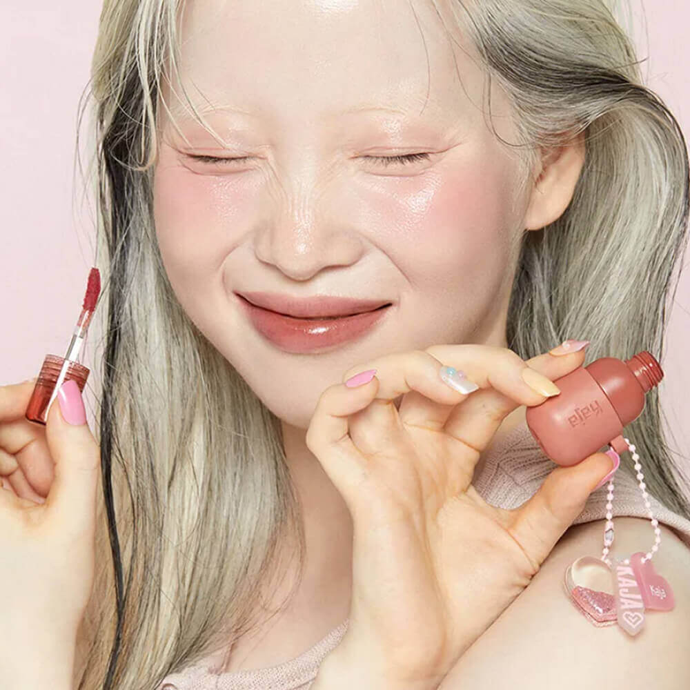 Тинт для макияжа губ и щёк Kaja Jelly Charm Glazed Lip Stain & Blush With Keychain