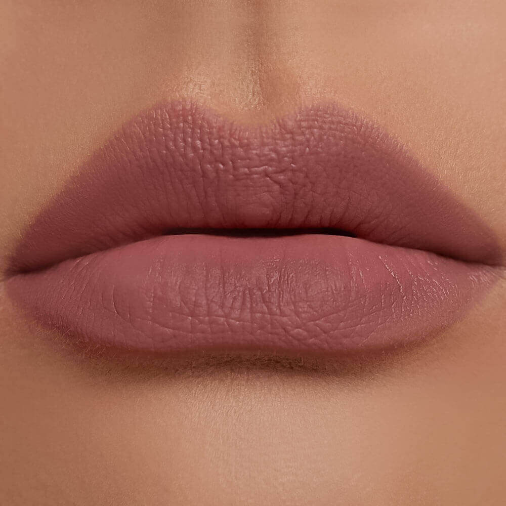 Жидкая вельветовая помада для губ Kaja Love Swipe Lightweight Cushiony Lip Mousse 02 Sweet Softie