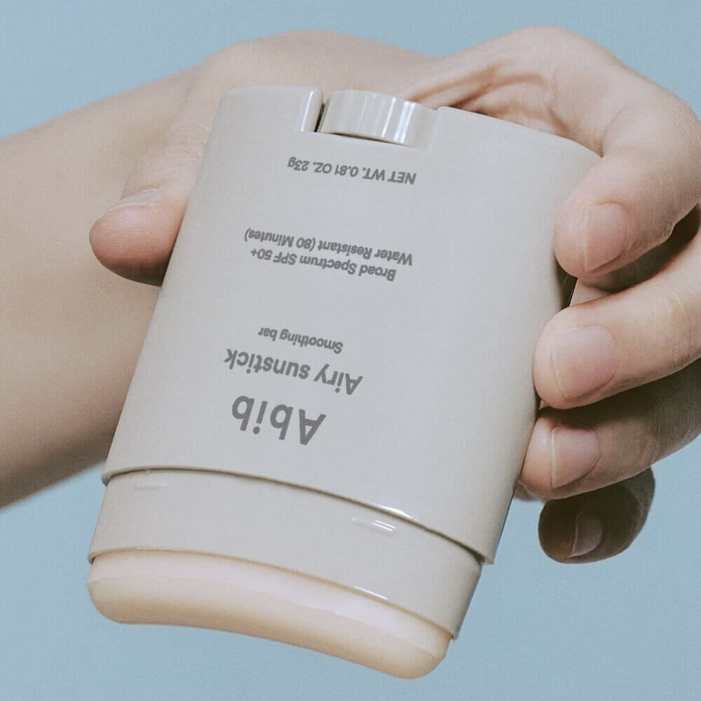 Водостойкий солнцезащитный стик с полуматовым финишем Abib Airy Sunstick Smoothing Bar SPF50+ PA++++