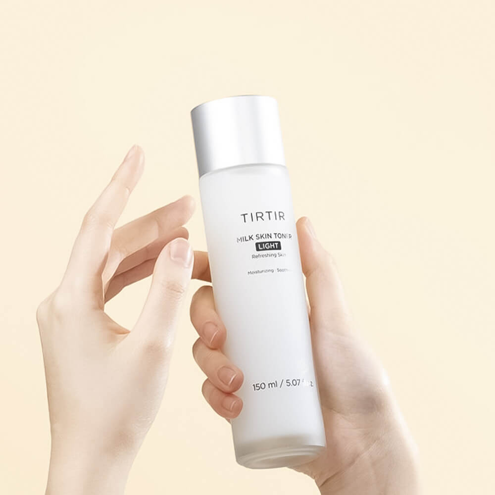 Лёгкий молочный тонер с 4% ниацинамида TIRTIR Milk Skin Toner Light