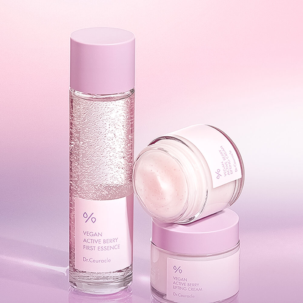 Веганский лифтинг-крем с ягодами и ресвератролом Dr.Ceuracle Vegan Active Berry Lifting Cream