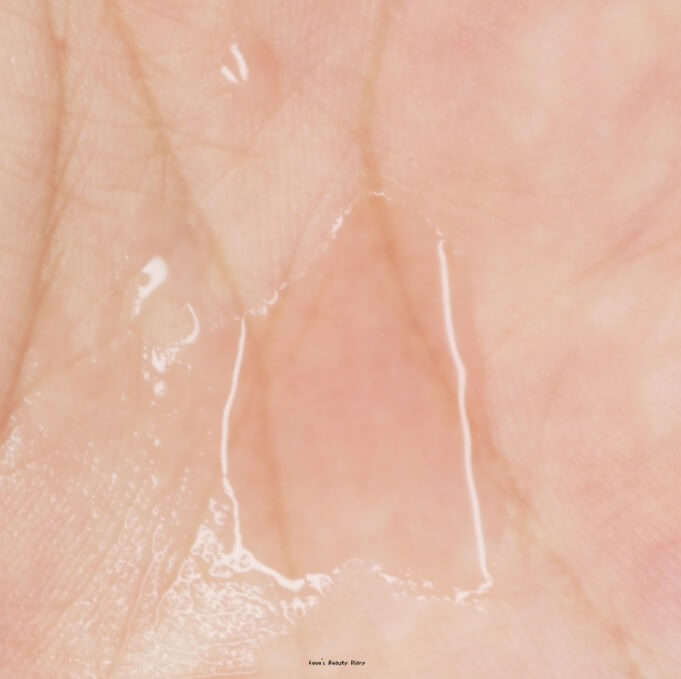 Слабокислотный успокаивающий тонер So Natural 5.5 Red Water Toner 130 мл