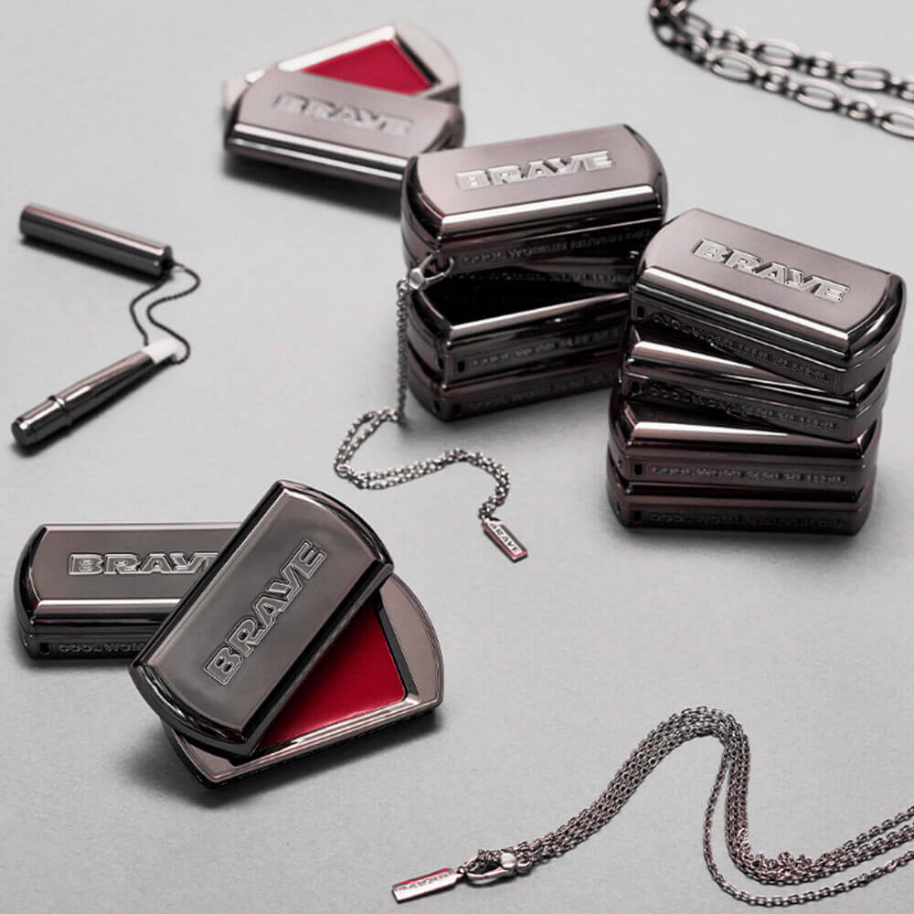 Компактный вельветовый бальзам для губ и щёк BRAYE Lipsleek Blur