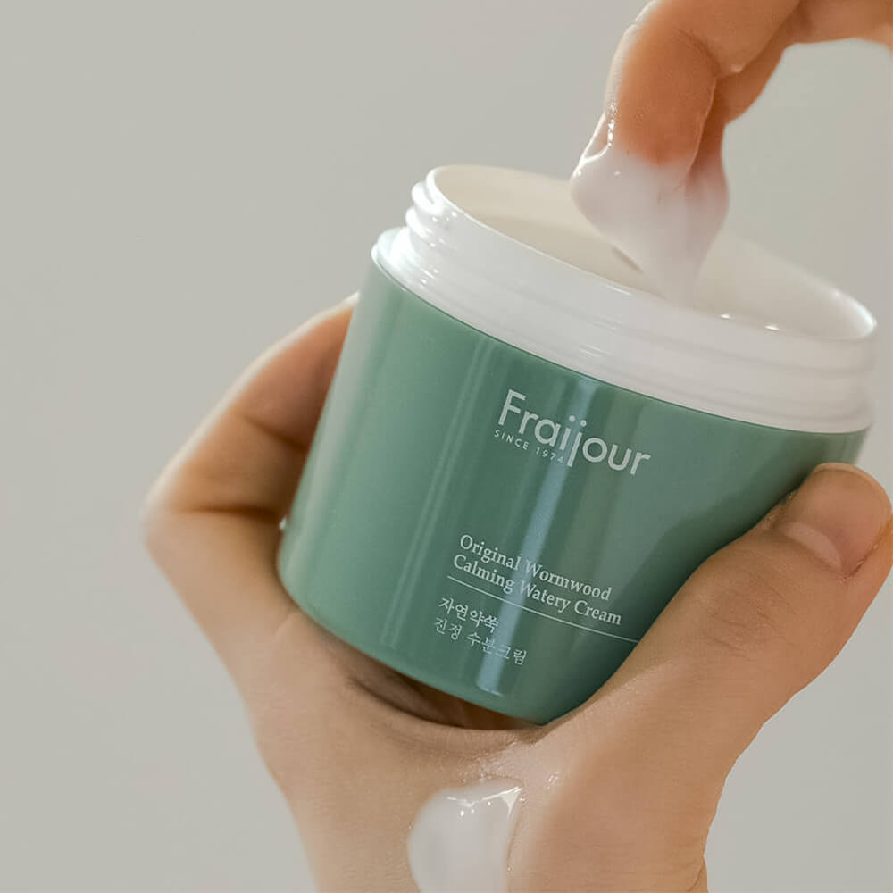 Легкий увлажняющий крем с полынью Fraijour Original Herb Wormwood Calming Watery Cream